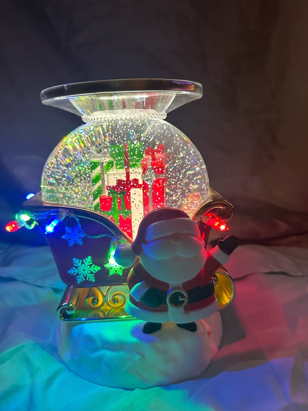 Santa clause light up snow globe
